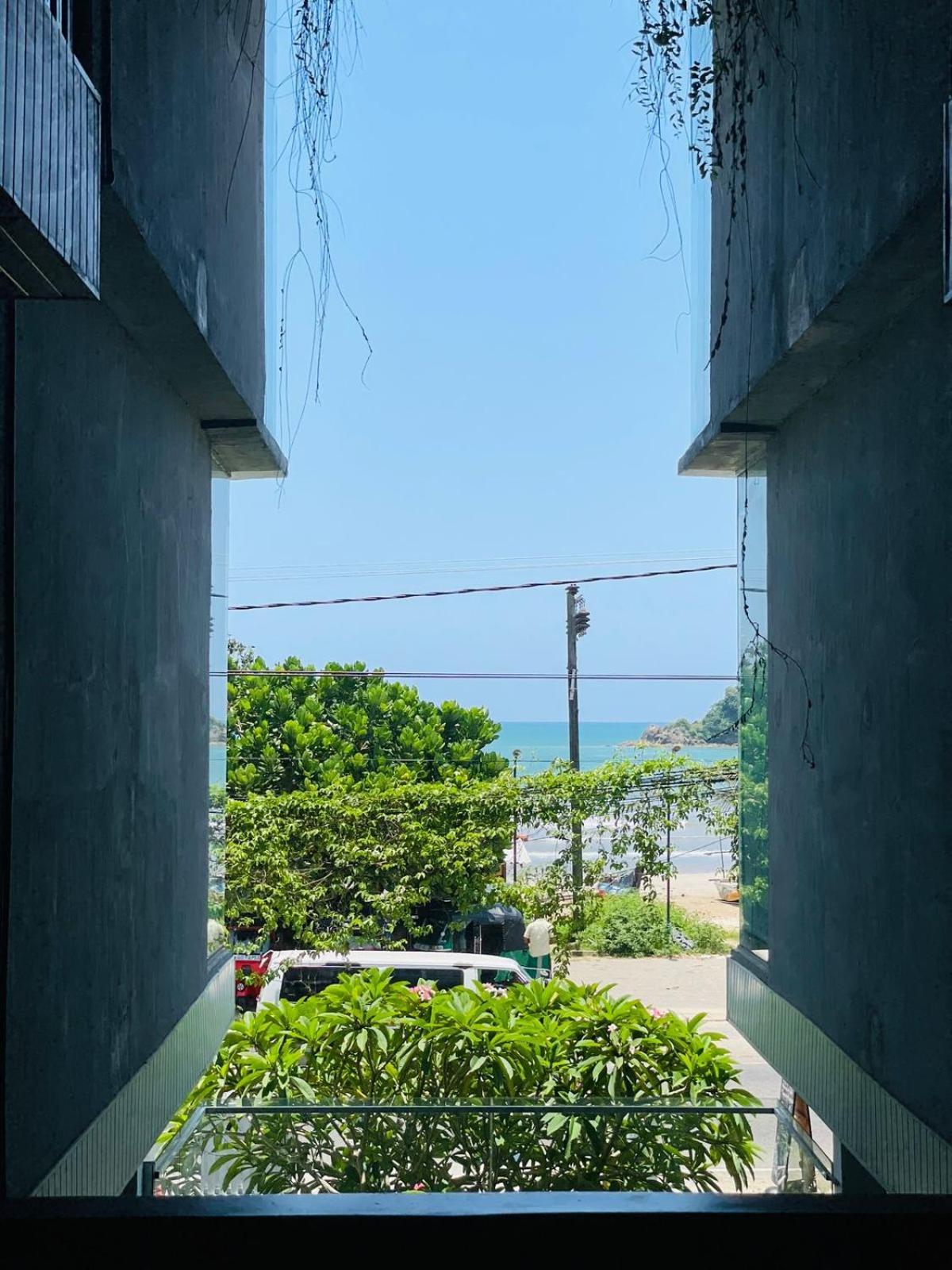 A1 Weligama Hotel & Spa エクステリア 写真